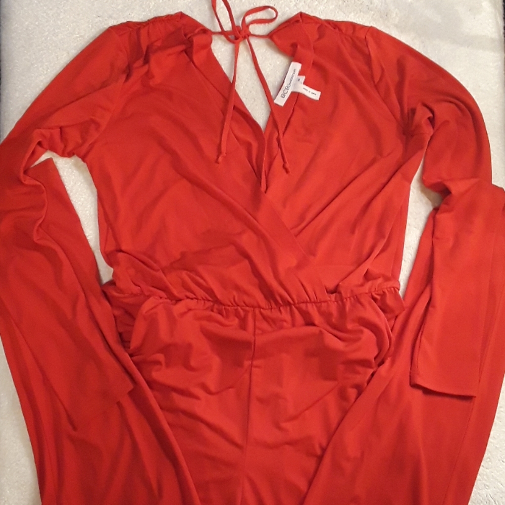 BCBGeneration Red V-Line Romper. Women's Size: XS.